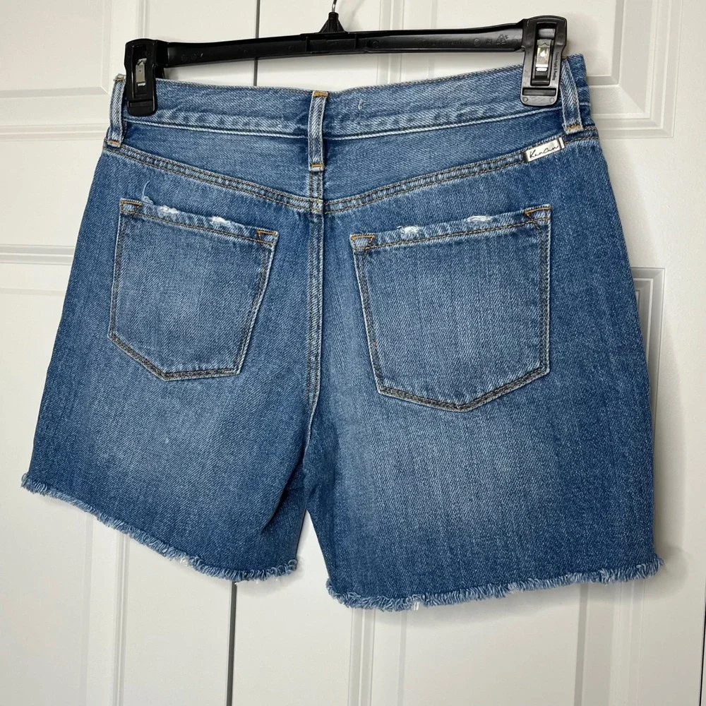 KanCan Distressed Denim Shorts Medium Wash High‎ Rise Cutoff Size 27 / 7